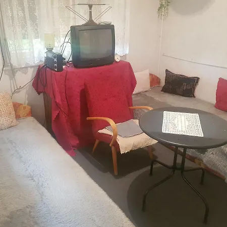 Zsori-fenyo Apartman *